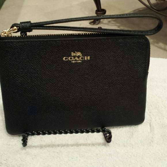 Coach Handbags - NWT Coach Wristlet Black